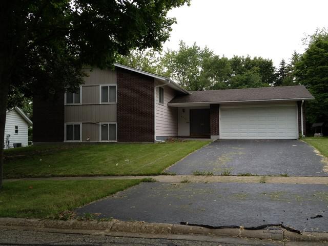 6912 Young Ct., Woodridge, IL 60517