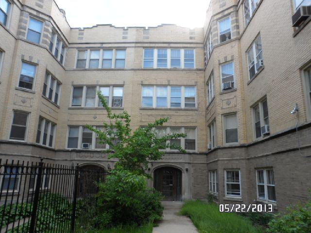 6316 N Artesian Ave. #301, Chicago, IL 60659