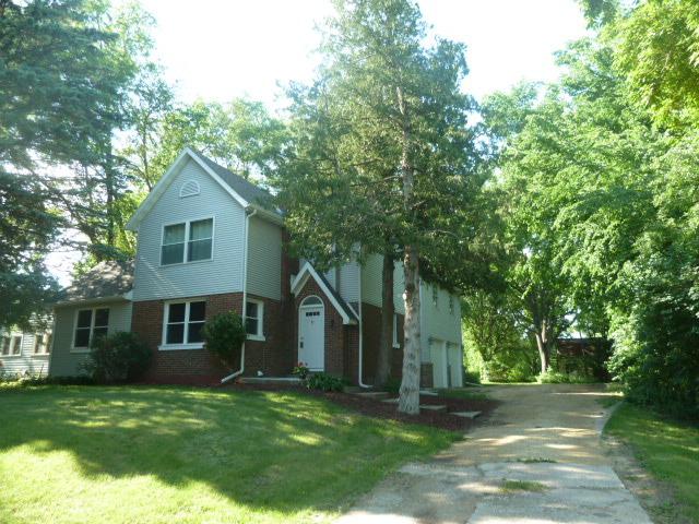 1529 Prairie Ave., Rockford, IL 61102