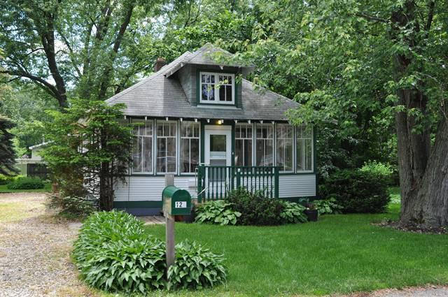 125 Lakewood Ave., Crystal Lake, IL 60014