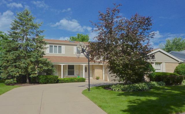 3018 N Stratford Rd., Arlington Heights, IL 60004