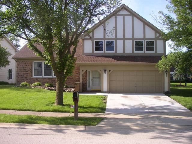 338 White Hall Ter., Bloomingdale, IL 60108