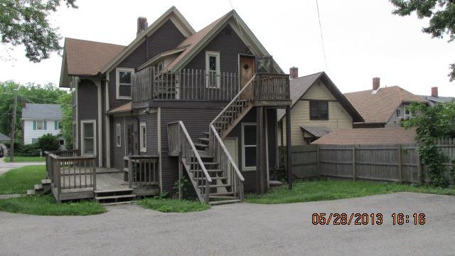 15 N Highland Ave., Aurora, IL 60506