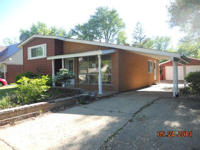 1N586 Park Blvd., Glen Ellyn, IL 60137