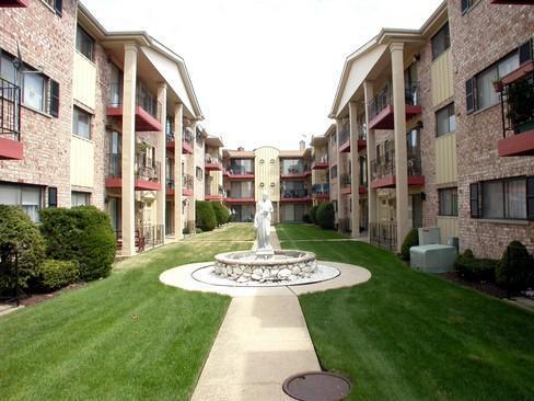 5315 N Delphia Ave. #116, Chicago, IL 60656