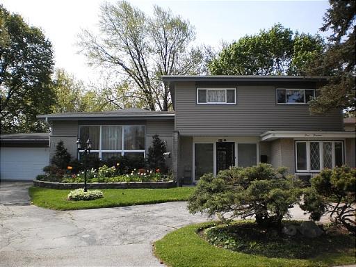 414 Vine Ct., Wilmette, IL 60091