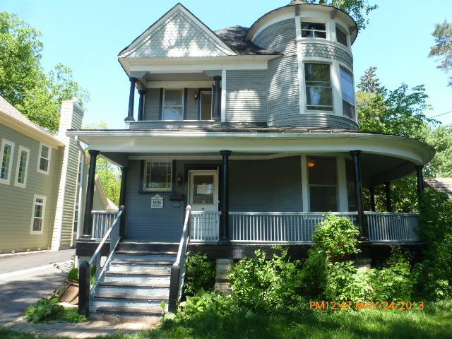 750 Elm St., Glen Ellyn, IL 60137