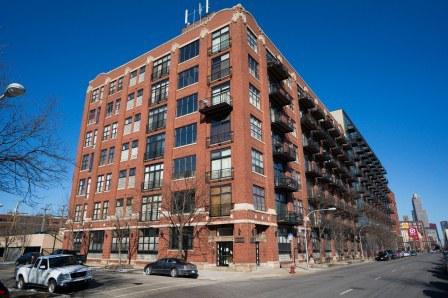 1250 W Van Buren St. #304, Chicago, IL 60607