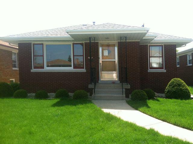 517 157th St., Calumet City, IL 60409