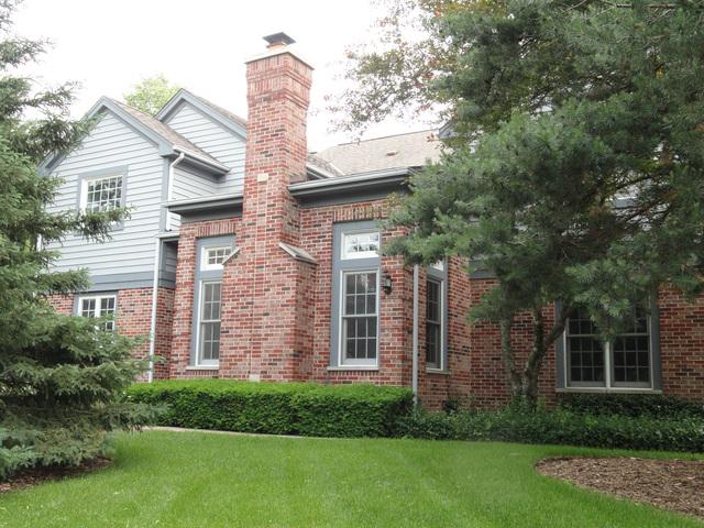 75 Trent Ct., Burr Ridge, IL 60522