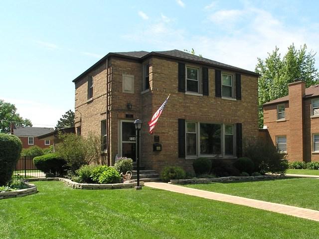 538 10th Ave., La Grange, IL 60525