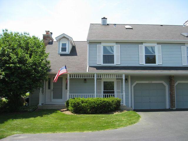 1304 Queensgreen Cir., Naperville, IL 60563