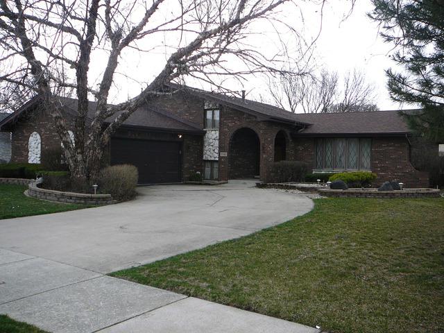 7742 W 157th St., Orland Park, IL 60462