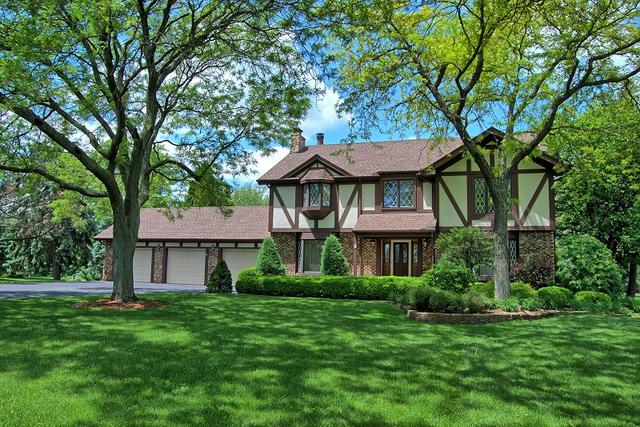 8 Paso Fino Dr., Lemont, IL 60439