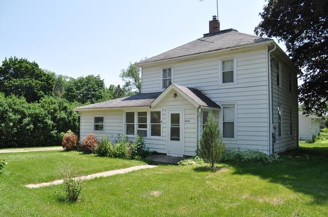 8605 E Madison St., Crystal Lake, IL 60014