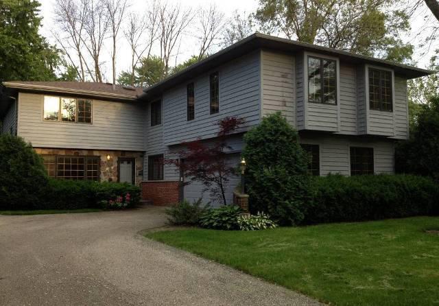 1807 Ellendale Dr., Northbrook, IL 60062
