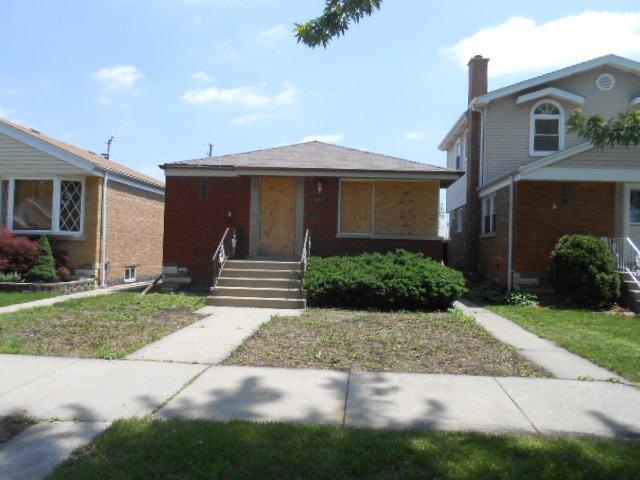 5217 S Oak Park Ave., Chicago, IL 60638