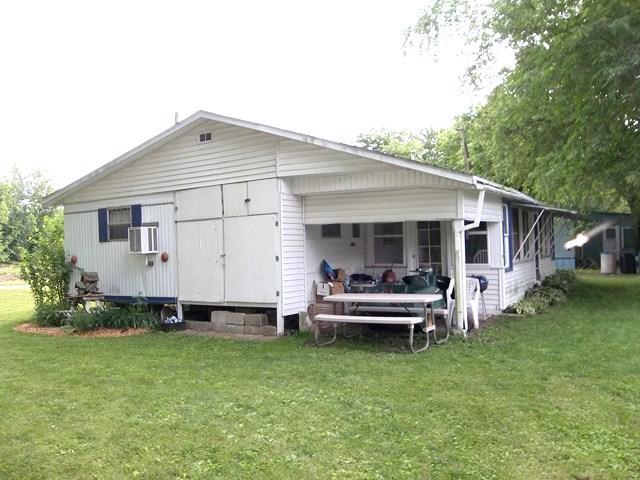 332 Moeller Rd., Nelson, IL 61021