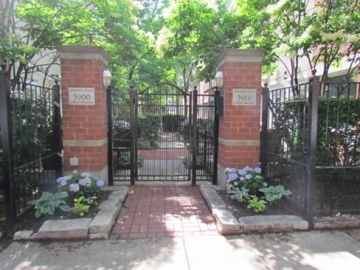 3910 N Fremont Ave. #B, Chicago, IL 60613