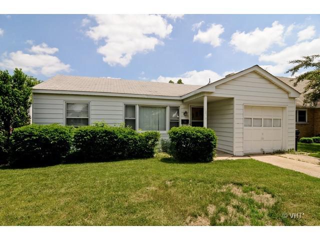 131 N Sumac Ave., Waukegan, IL 60085