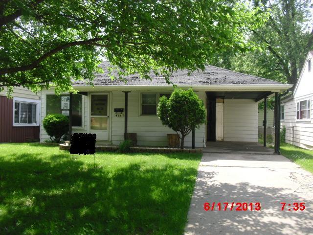 438 Paxton Ave., Calumet City, IL 60409