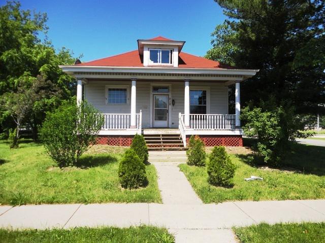 218 Goodnow Blvd., Round Lake, IL 60073
