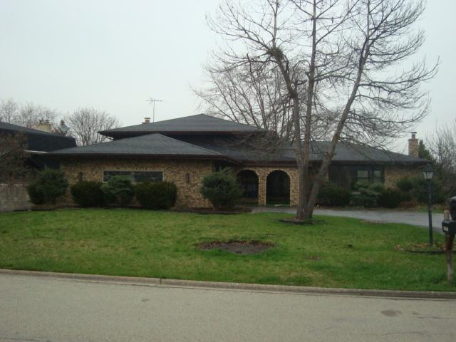 12753 Winnebago Rd., Palos Heights, IL 60463