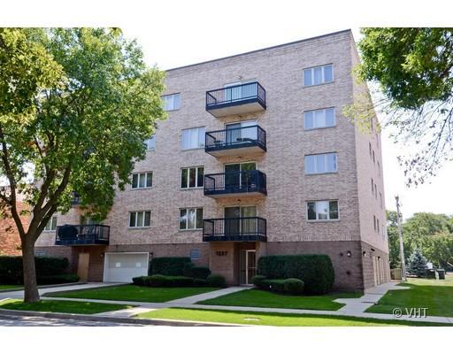 1227 W Brown St. #401, Des Plaines, IL 60016