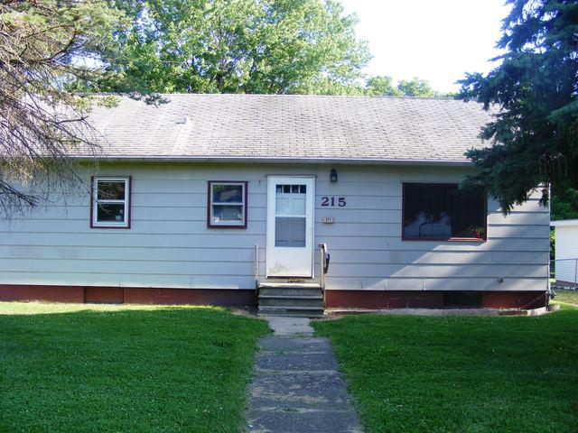 215 E Mill Rd., Sheffield, IL 61361