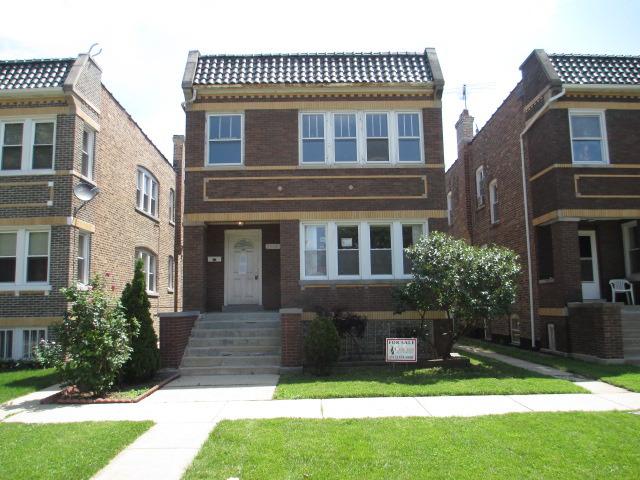 2115 Wesley Ave., Berwyn, IL 60402