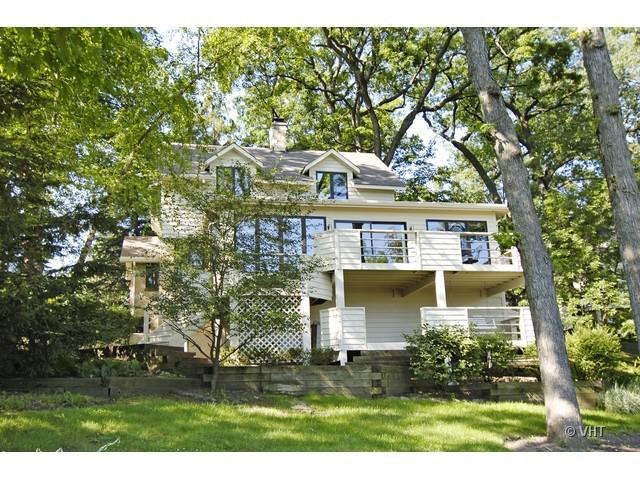 303 Summit Dr., Tower Lakes, IL 60010