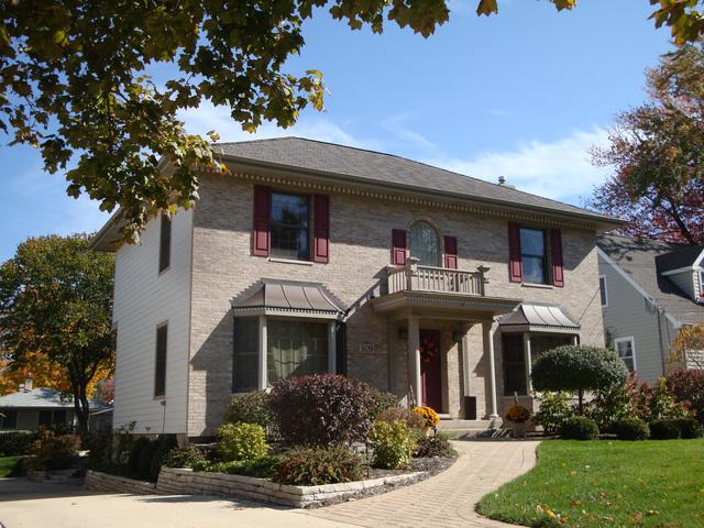 309 N Montclair Ave., Glen Ellyn, IL 60137