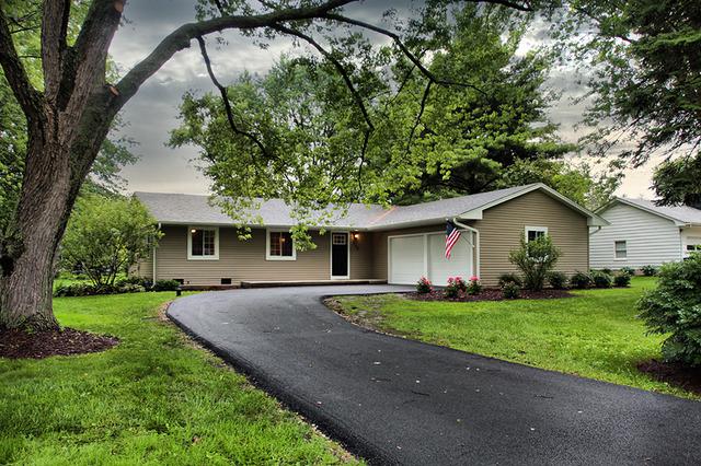 735 Considine Ave., Geneva, IL 60134