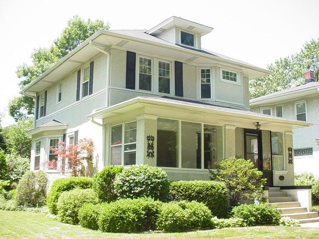 3104 S Maple Ave., Berwyn, IL 60402