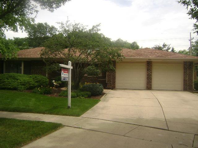 853 Dedham Ln., Bartlett, IL 60103