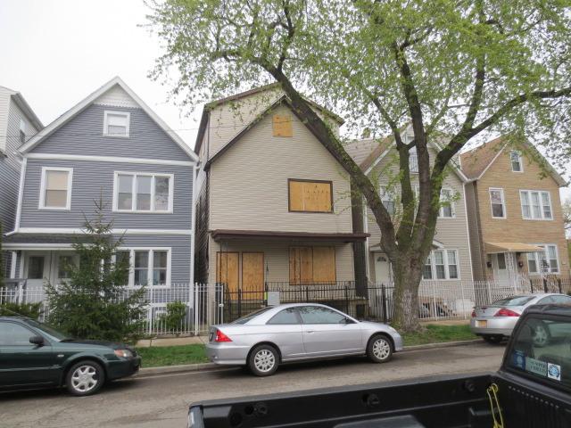 1821 N Mozart St., Chicago, IL 60647