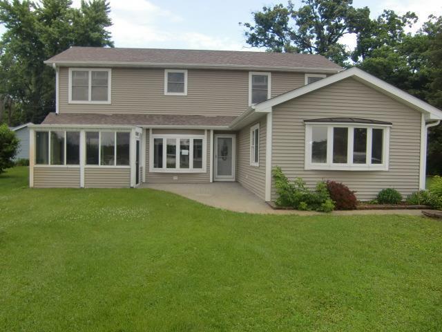 808 Laguna Dr., Mchenry, IL 60050
