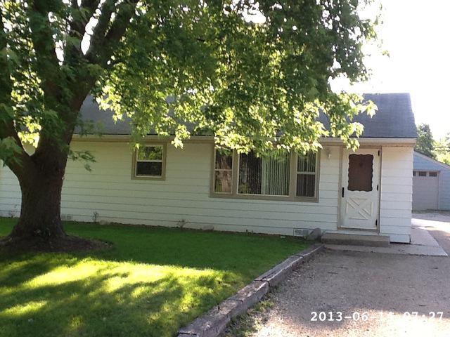 109 Georgine St., Crystal Lake, IL 60014