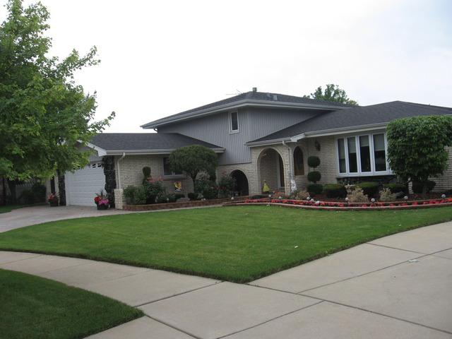 10024 S Massasoit Ave., Oak Lawn, IL 60453