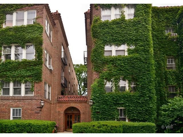 723 Emerson St. #2E, Evanston, IL 60201