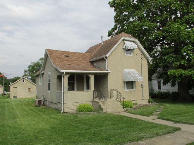 208 S 3rd St., Cherry, IL 61317