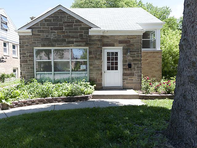 9147 Laramie Ave., Skokie, IL 60077