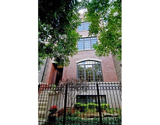 2045 W Churchill St., Chicago, IL 60647