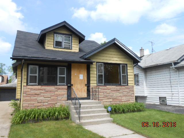 654 Forsythe Ave., Calumet City, IL 60409