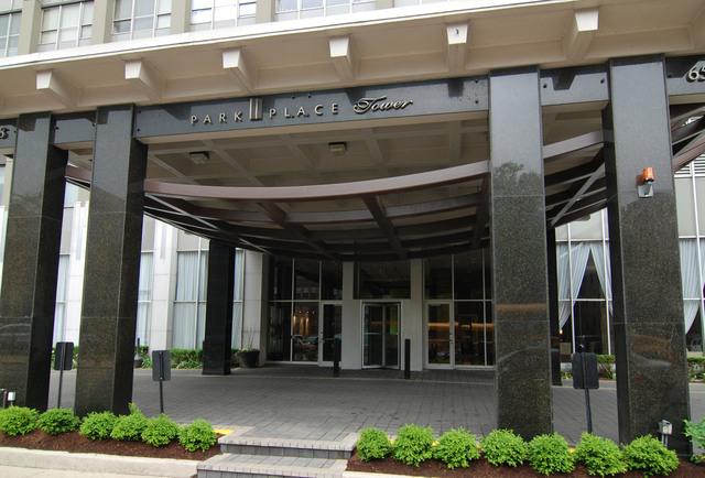 655 W Irving Park Rd. #1301, Chicago, IL 60613