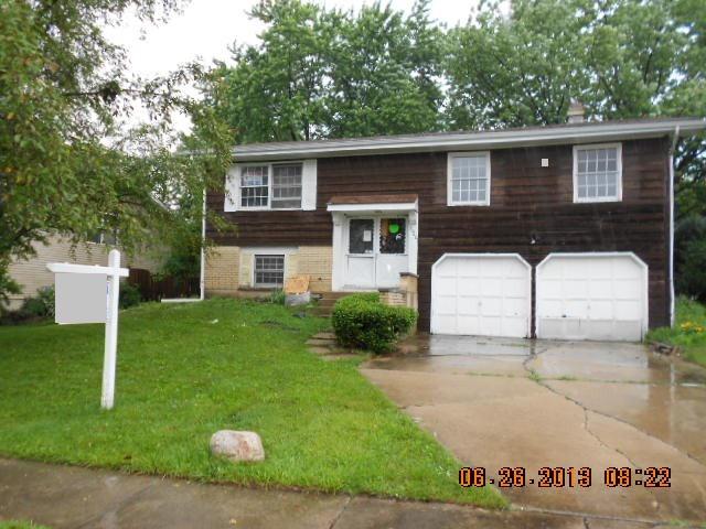 2060 Hilltop Rd., Hoffman Estates, IL 60169