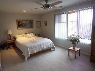 9558 Gross Point Rd. #504A, Skokie, IL 60077