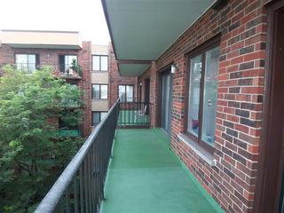 9558 Gross Point Rd. #504A, Skokie, IL 60077