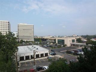 9558 Gross Point Rd. #504A, Skokie, IL 60077