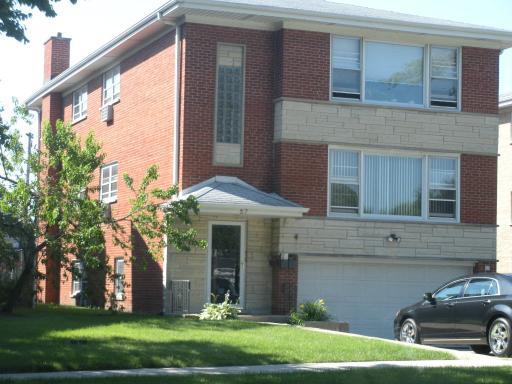 57 Dover Dr., Des Plaines, IL 60016